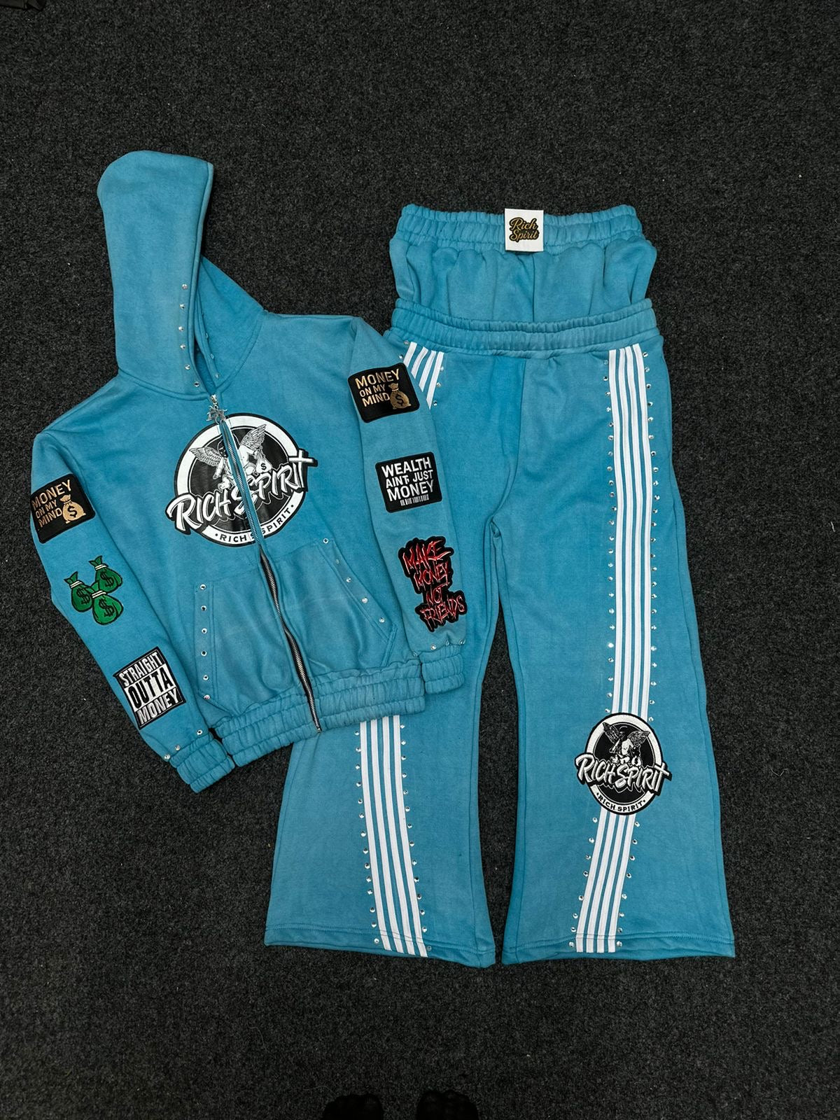 ARTIC AMBITION ( BLUE PRE ORDER )