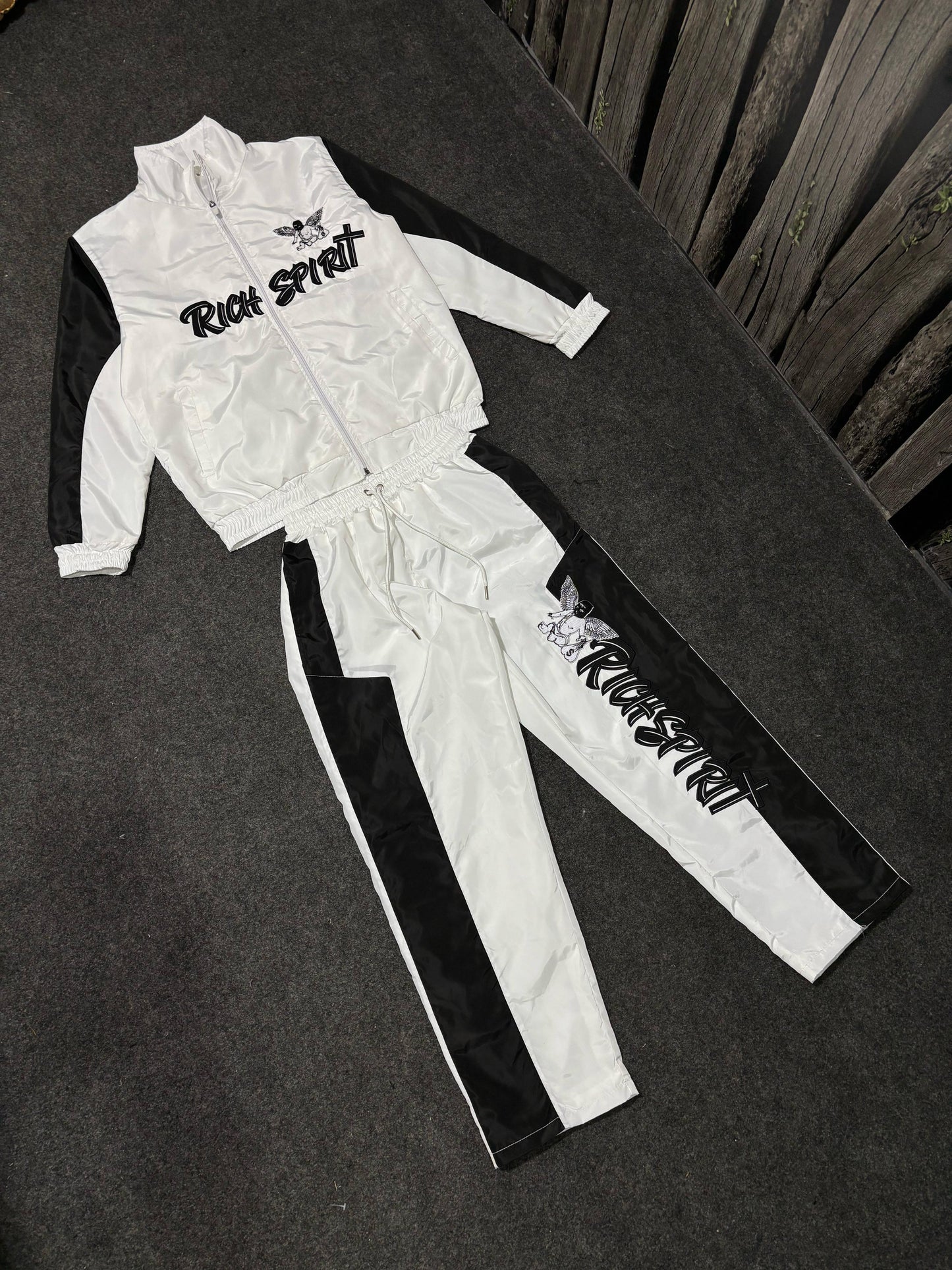 Nior Spirit Windbreaker Set